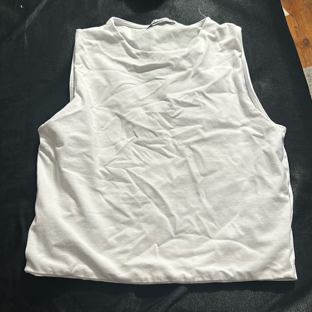 sleeveless zara shirt